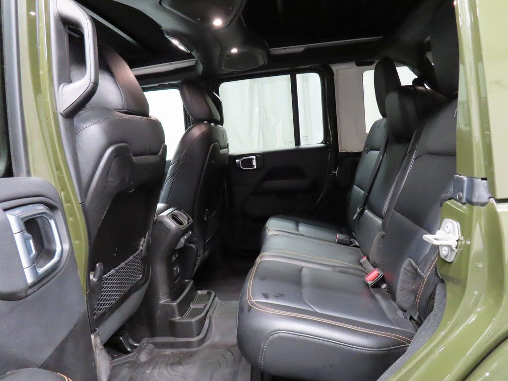 Used 2024 Jeep Wrangler Unlimited Sahara w/ Technology Group image 10