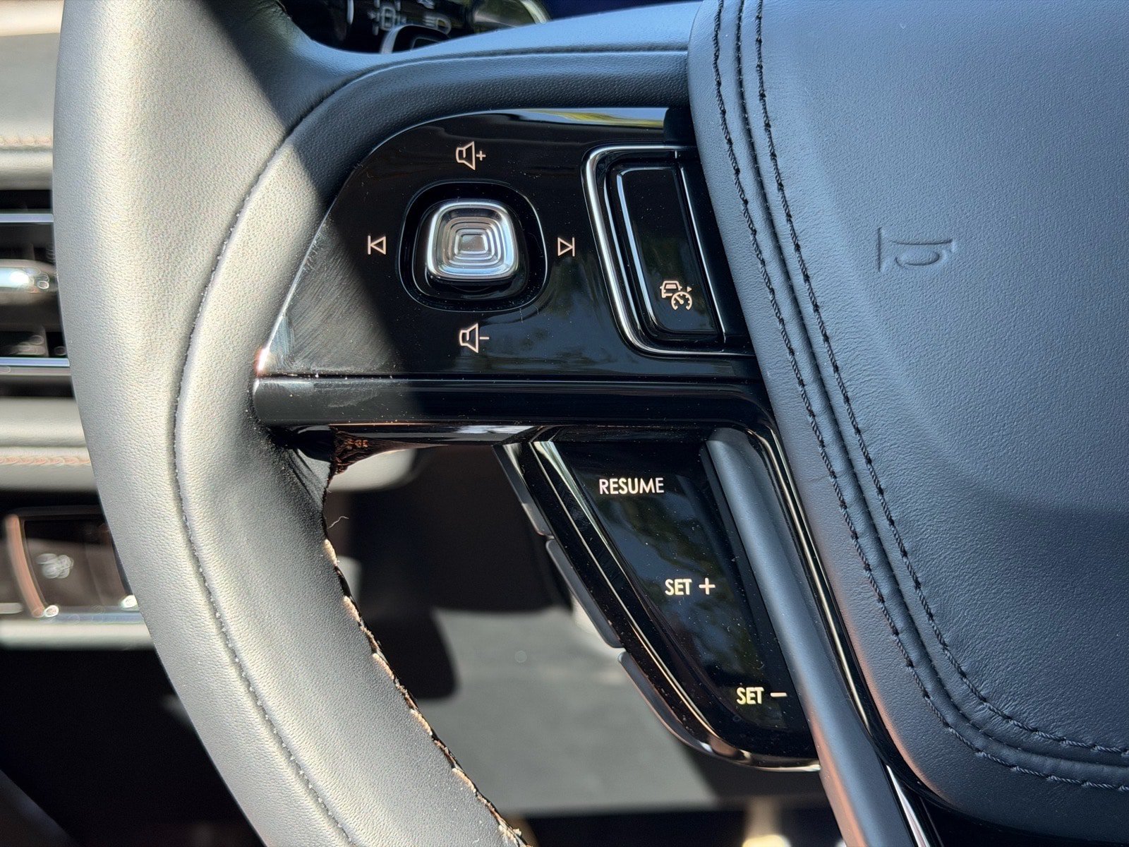 New 2026 Lincoln Aviator Reserve AWD/4WD image 30