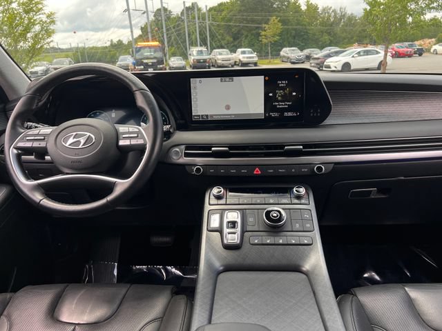 Used 2024 Hyundai Palisade Limited FWD image 18