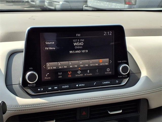 New 2025 Nissan Rogue SV image 12