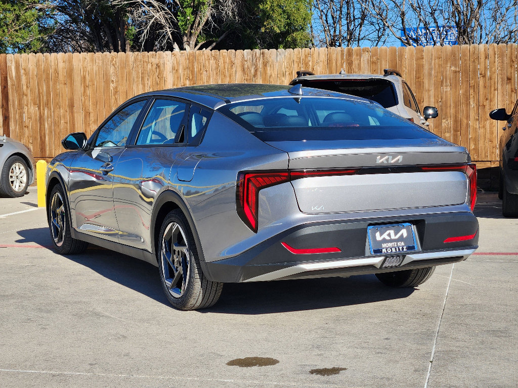 New 2026 Kia K4 EX image 3