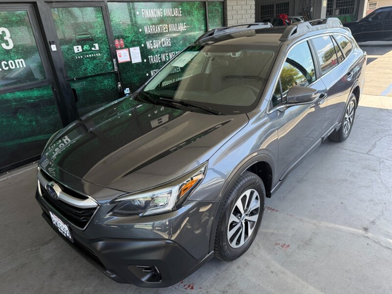 Used 2021 Subaru Outback Premium AWD/4WD image 2