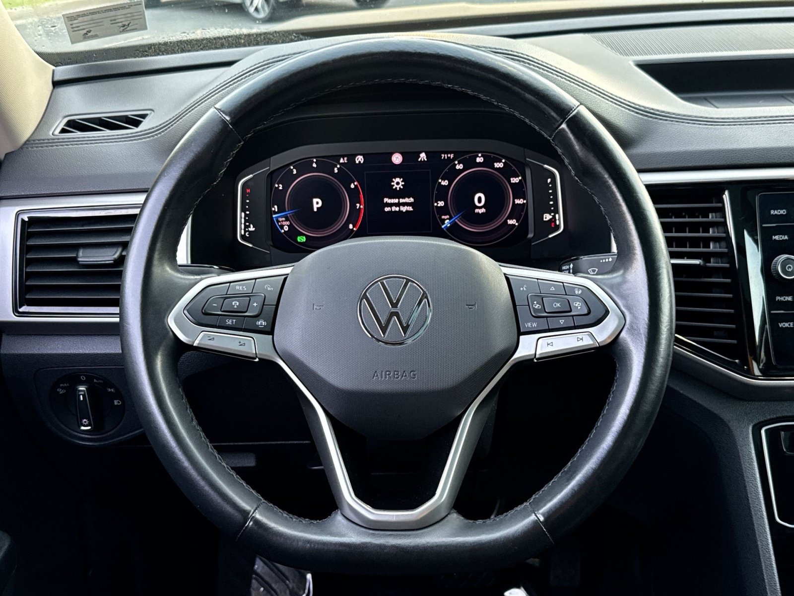 Used 2021 Volkswagen Atlas SEL Premium AWD/4WD image 16