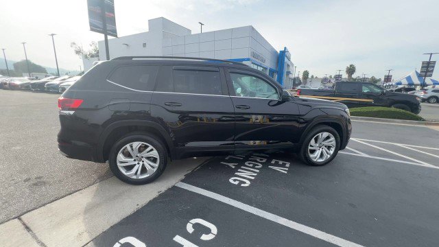 Used 2021 Volkswagen Atlas SE w/ Panoramic Sunroof Package image 9