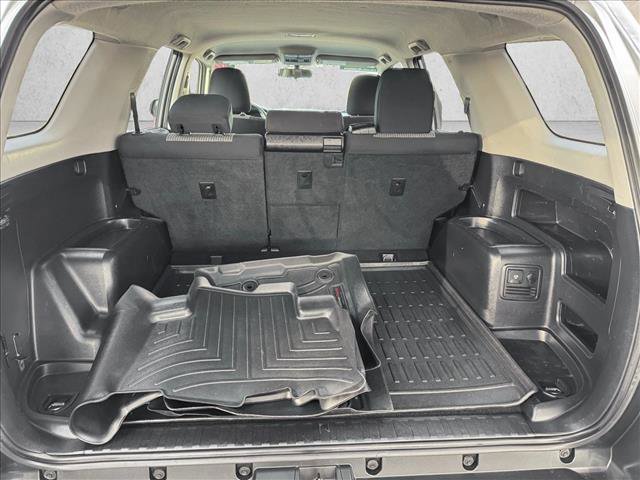 Used 2016 Toyota 4Runner SR5 image 5