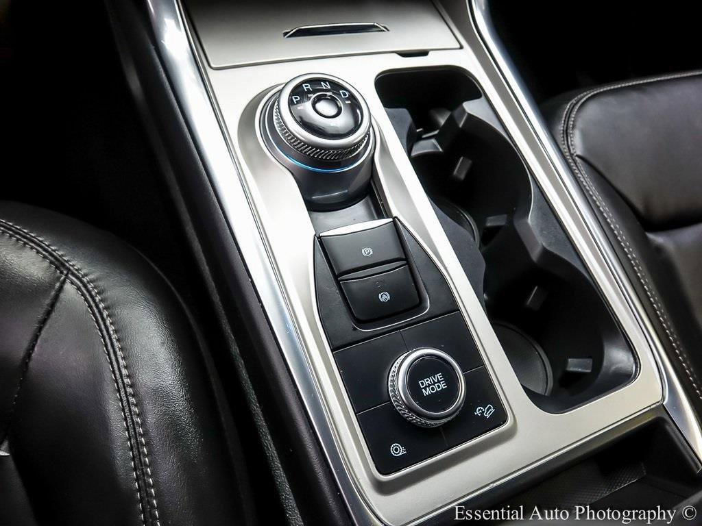 Certified 2022 Ford Explorer XLT w/ Equipment Group 202A image 20