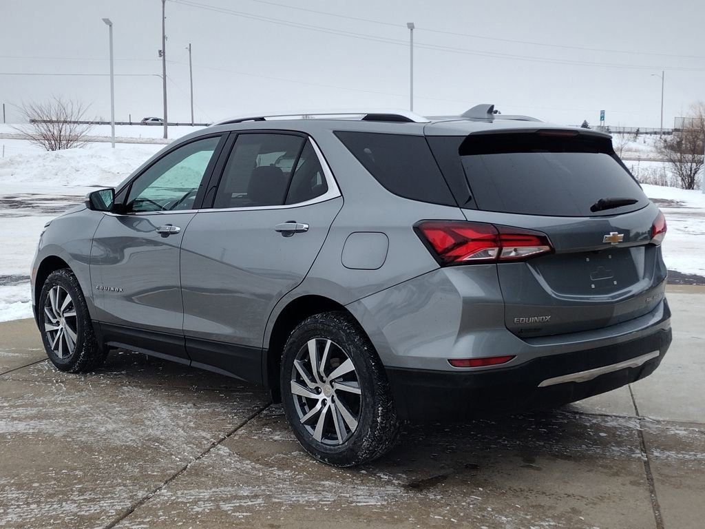 Used 2024 Chevrolet Equinox Premier image 17