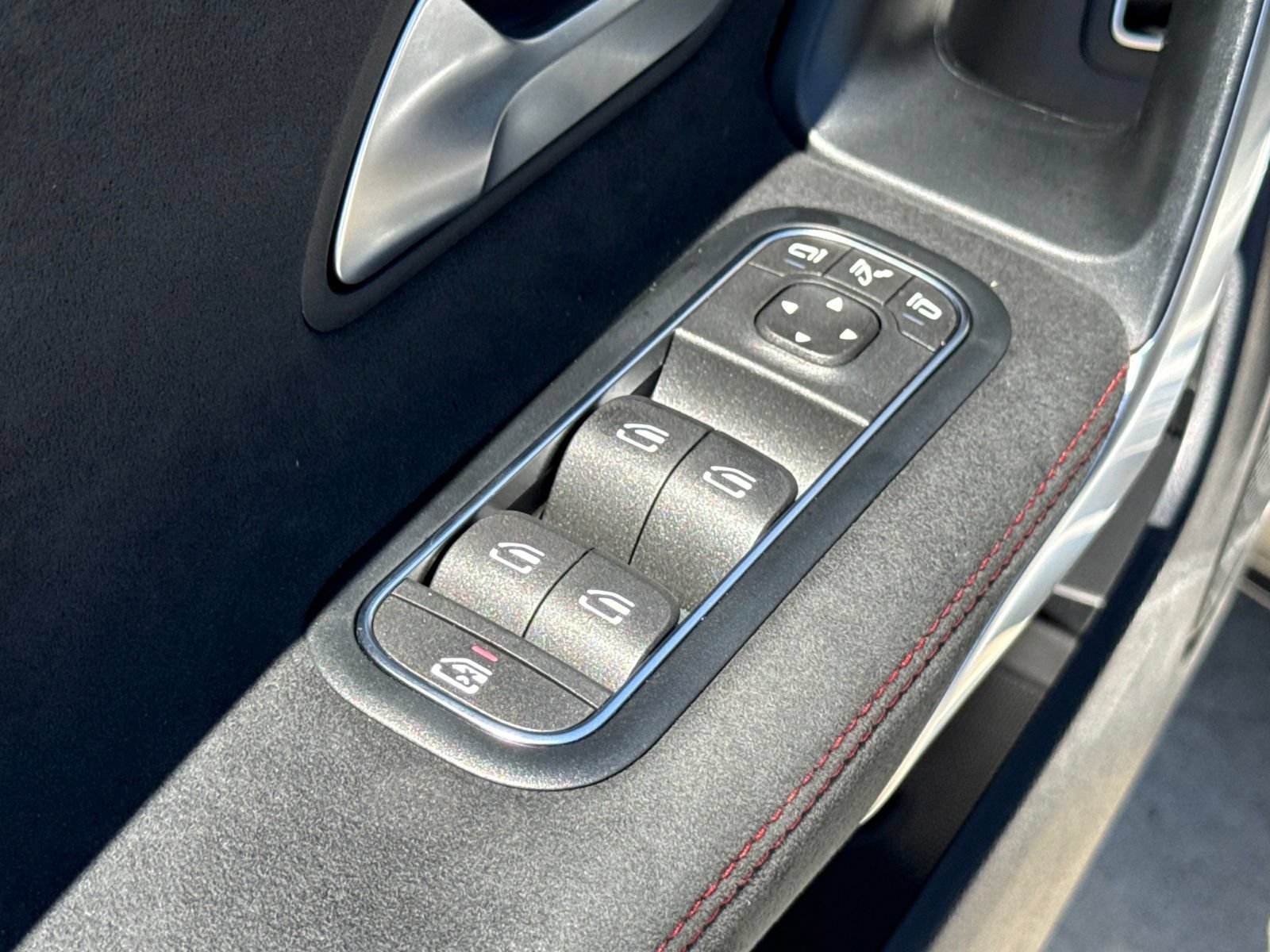 Used 2024 Mercedes-Benz CLA 250 4MATIC image 22