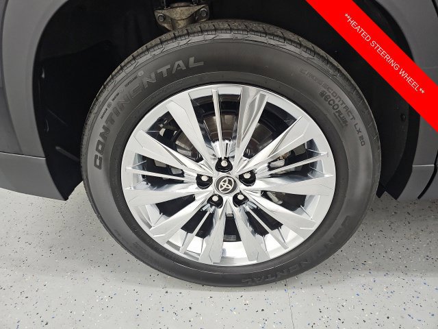Certified 2024 Toyota Grand Highlander AWD image 8