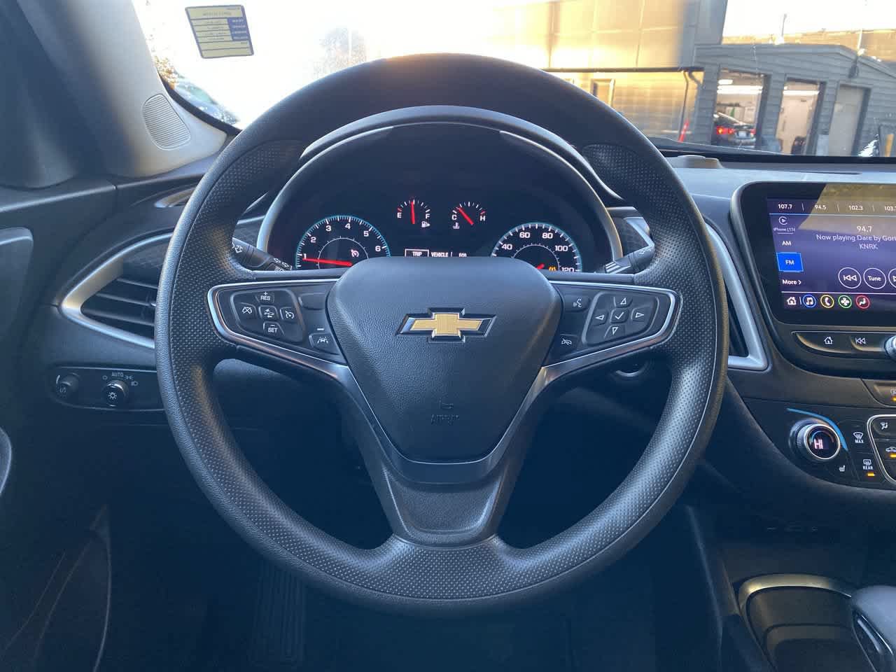 Used 2025 Chevrolet Malibu LT FWD image 19