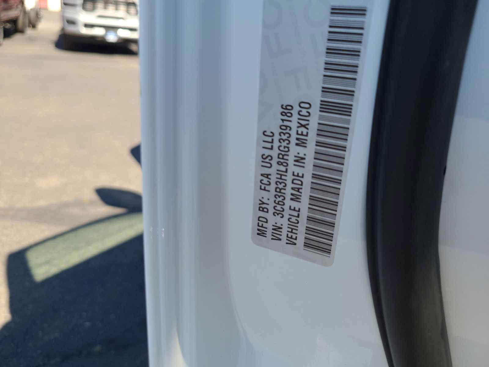 Used 2024 RAM 3500 Big Horn image 29