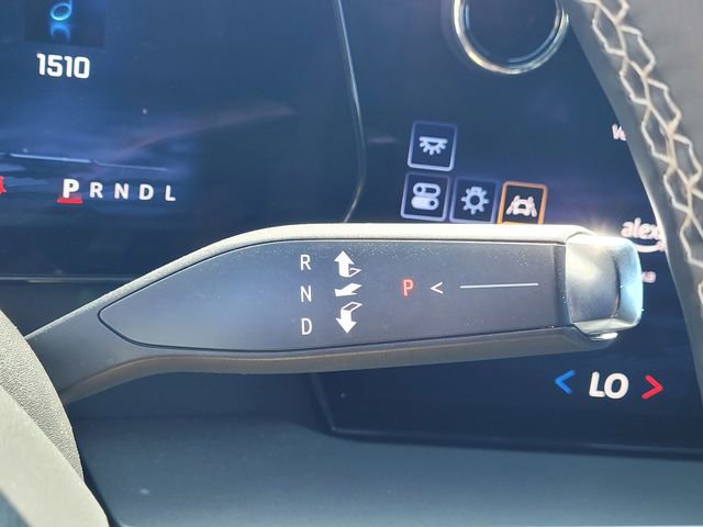 Used 2024 Chevrolet Traverse LT image 18