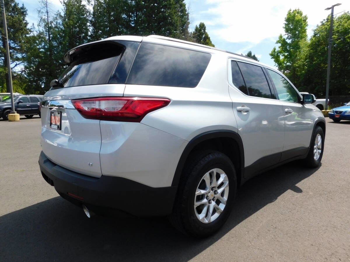 Used 2019 Chevrolet Traverse LT w/ LPO, Floor Liner Package image 2
