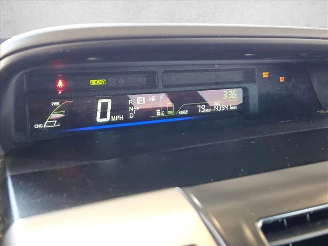 Used 2014 Toyota Prius V Three image 7