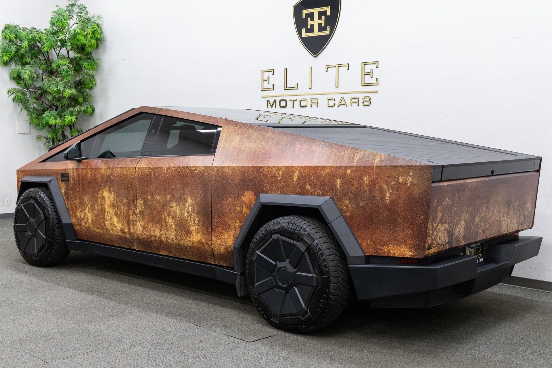 Used 2025 Tesla Cybertruck Cyberbeast image 3