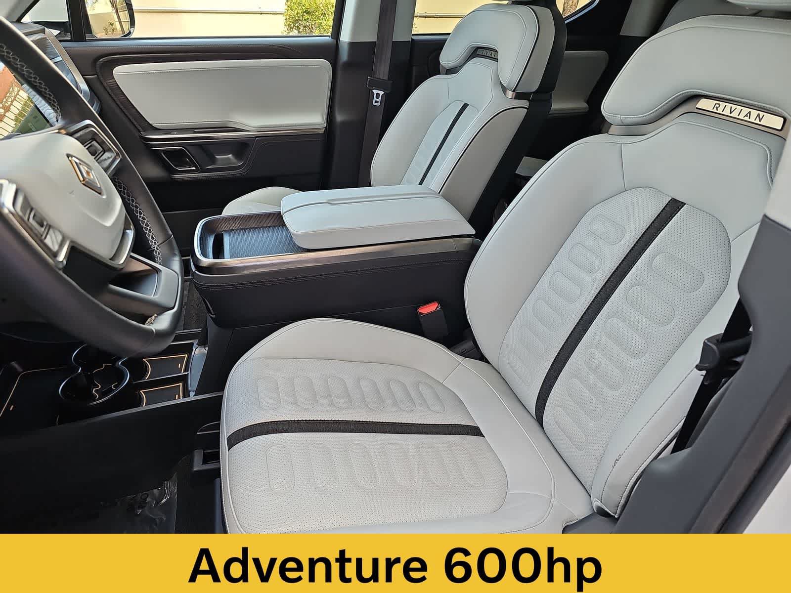 Used 2022 Rivian R1T Adventure AWD/4WD image 15