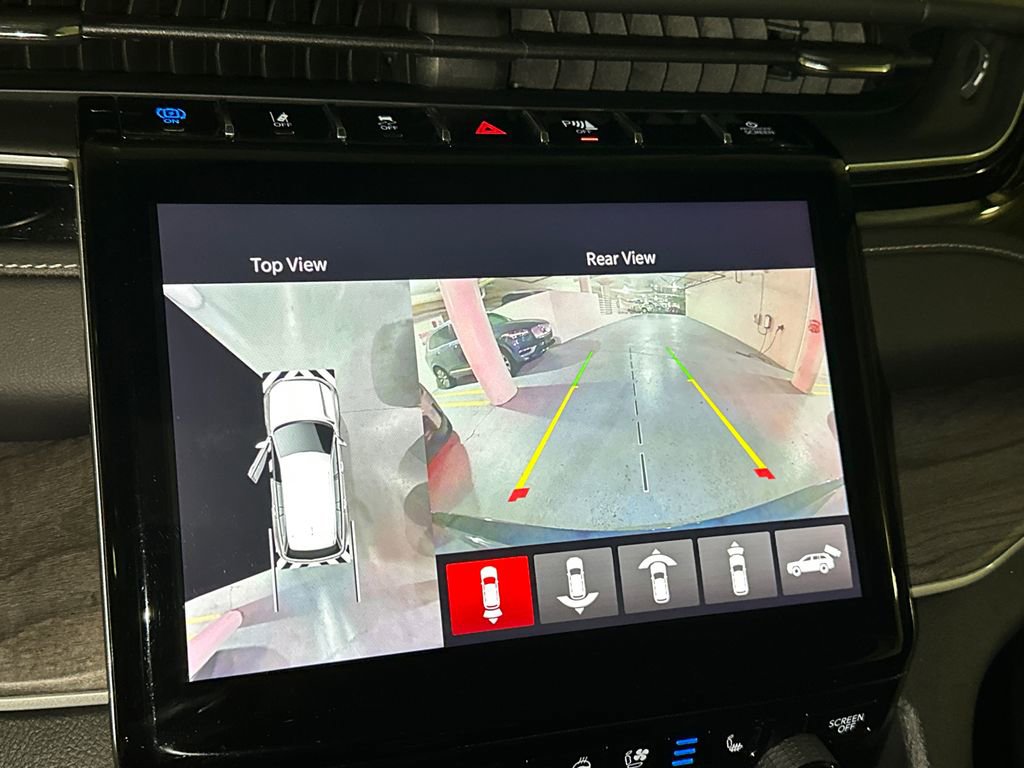 Used 2022 Jeep Grand Cherokee Limited 4xe w/ Luxury Tech Group II image 27