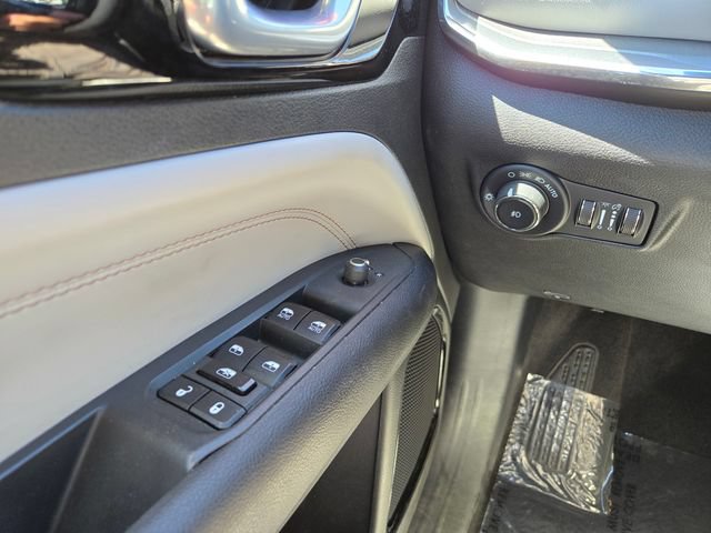Used 2024 Jeep Compass Limited AWD/4WD image 19