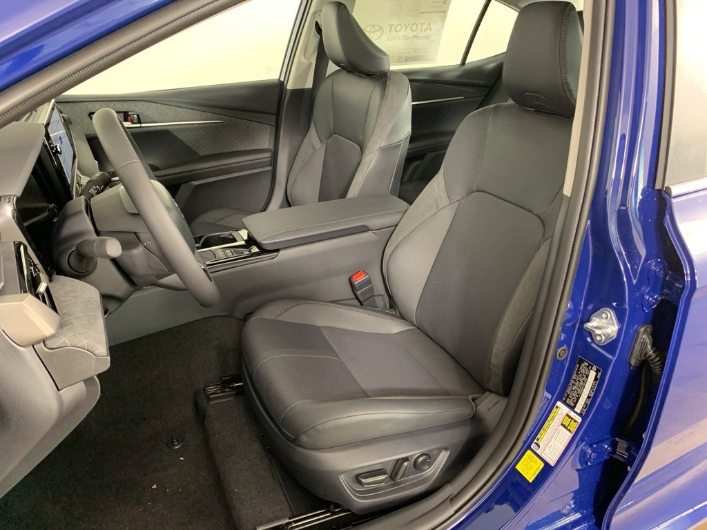 New 2026 Toyota Camry XLE w/ Premium Plus Package image 27