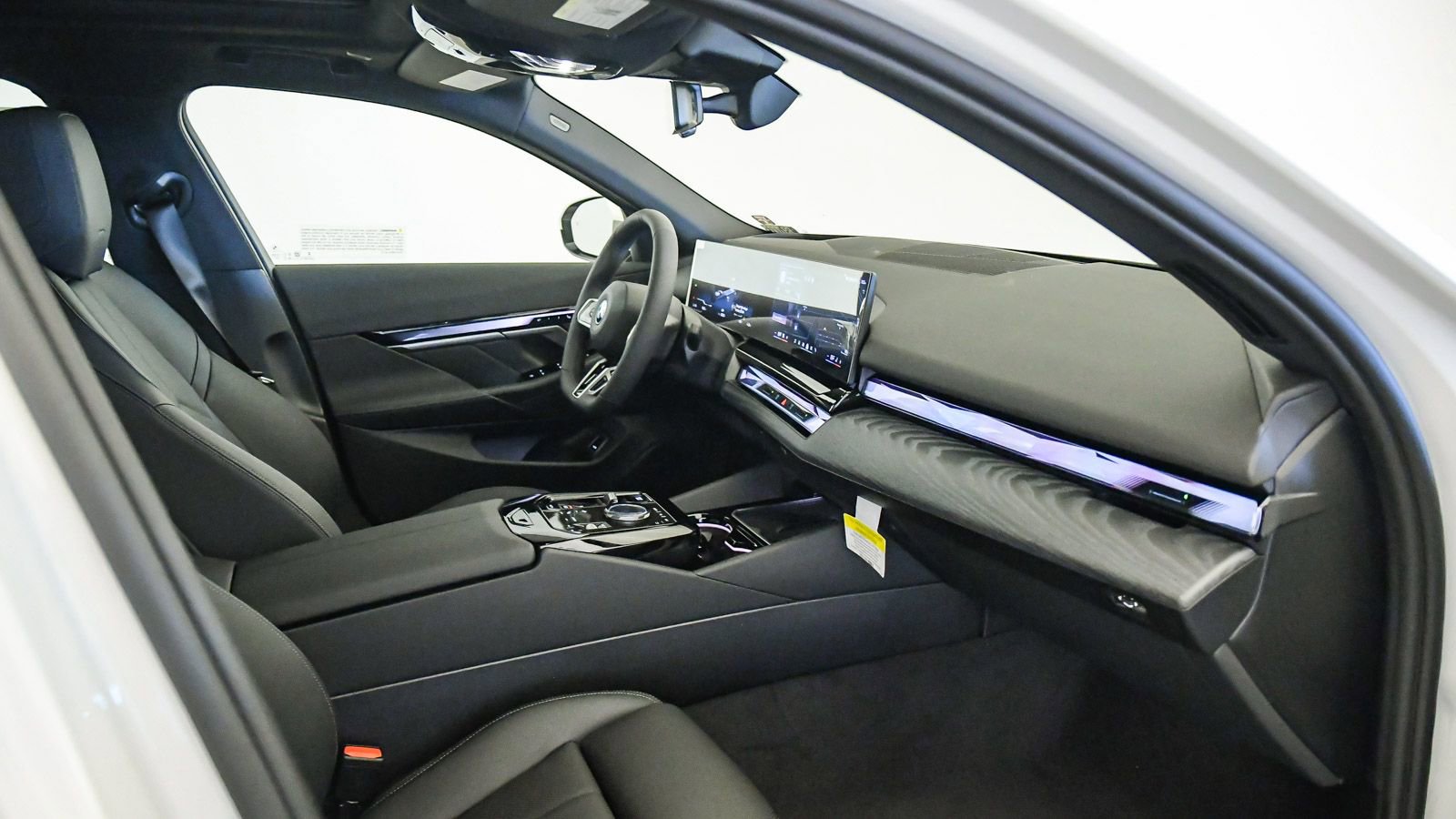 New 2026 BMW i5 eDrive40 w/ M Sport Package RWD image 17