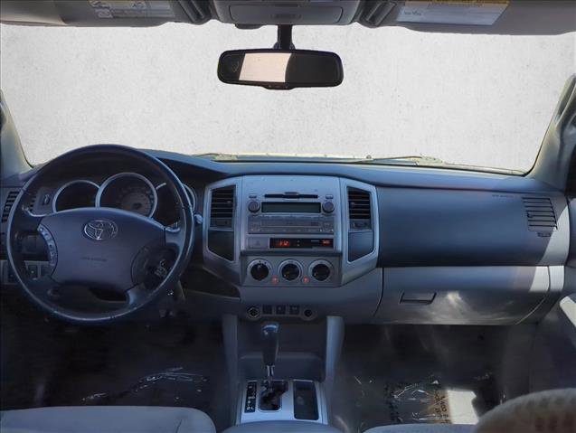 Used 2010 Toyota Tacoma PreRunner image 20