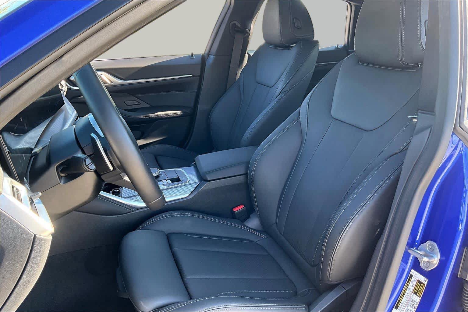 Used 2026 BMW M440i w/ Premium Package RWD image 7