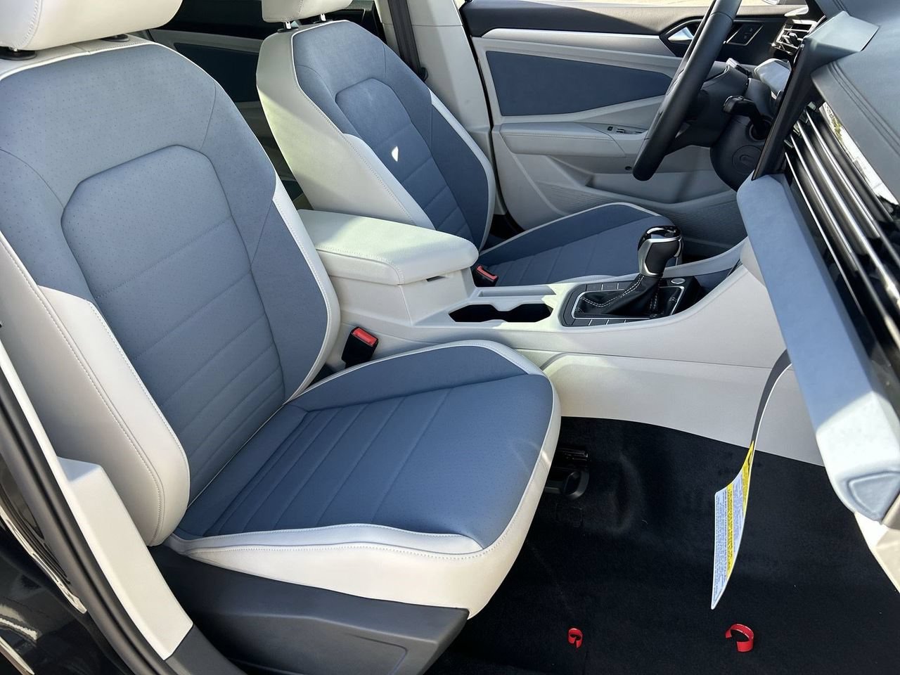New 2026 Volkswagen Jetta SE FWD image 7