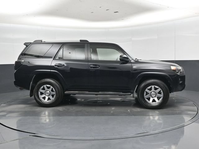 Used 2015 Toyota 4Runner Trail AWD/4WD image 2