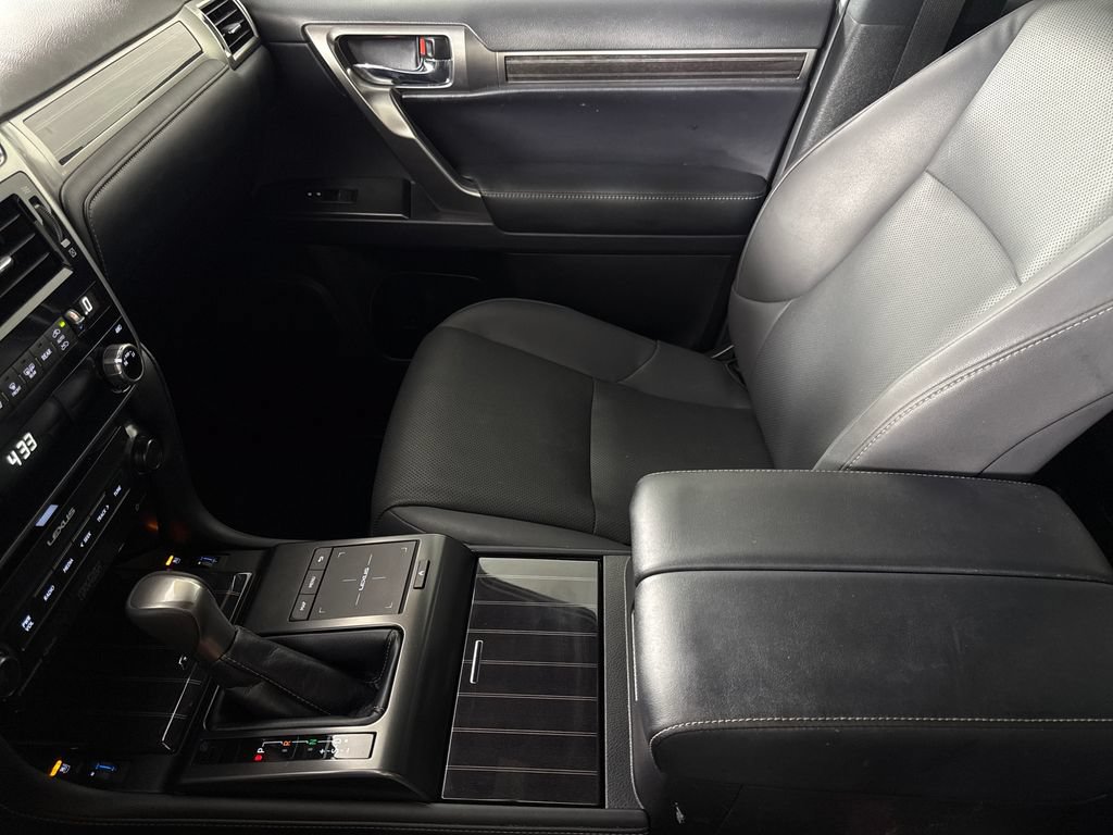 Used 2023 Lexus GX 460 Premium AWD/4WD image 20