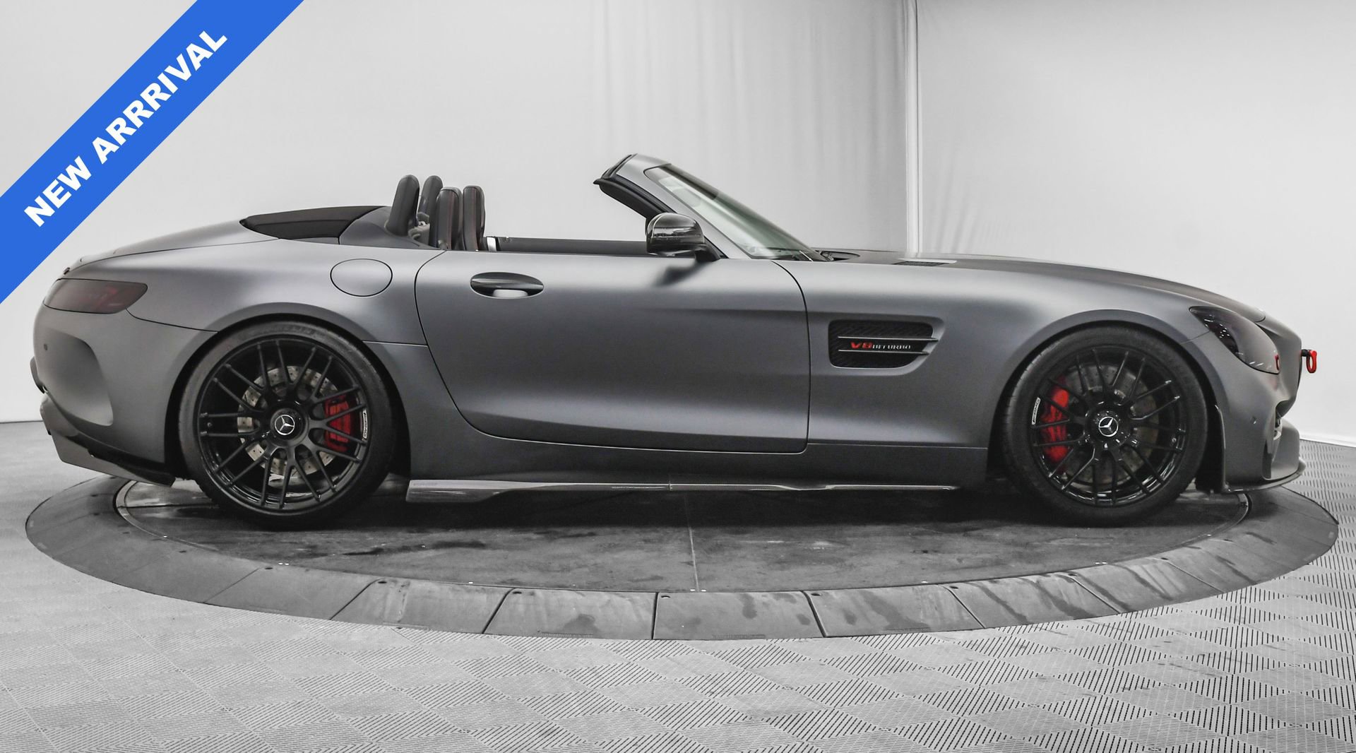 Used 2019 Mercedes-Benz AMG GT C image 9