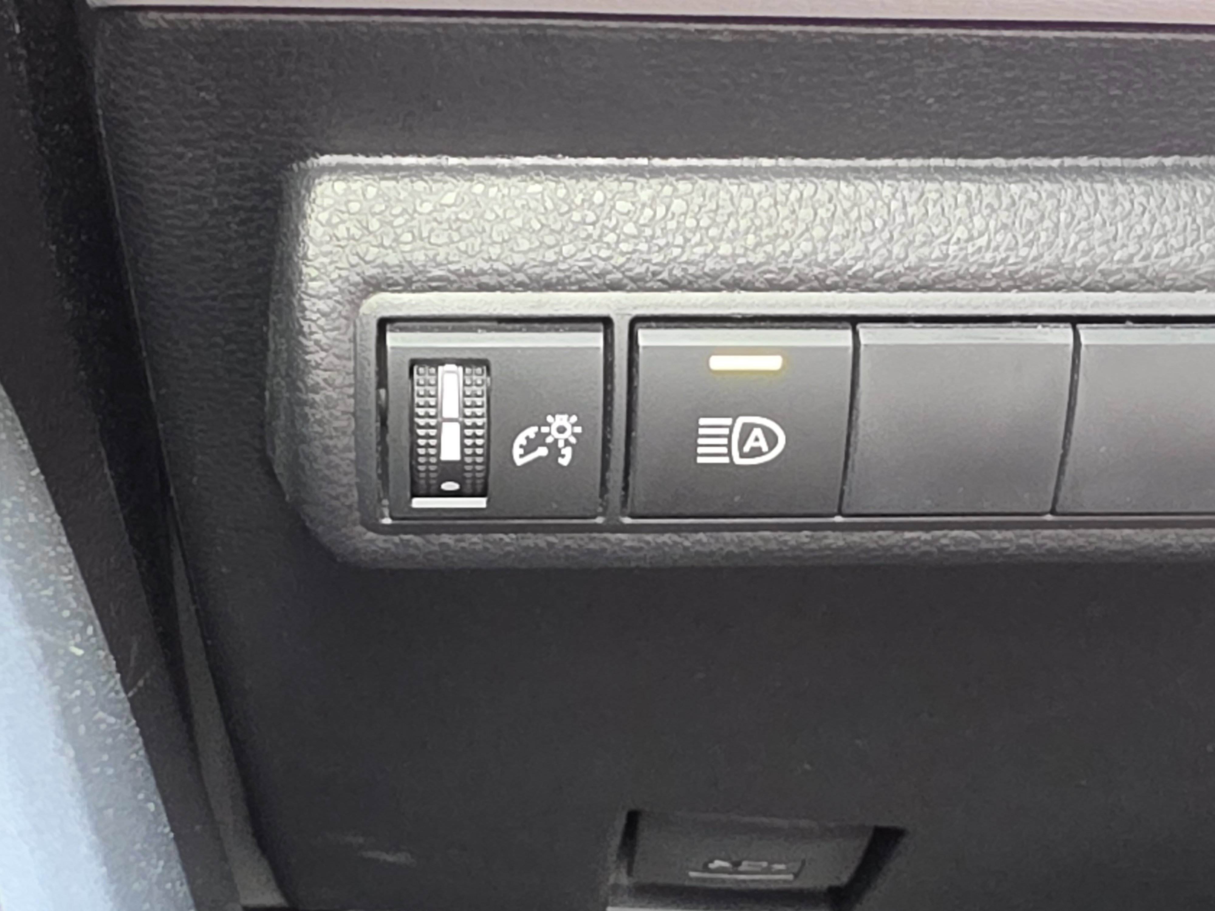 Used 2025 Toyota Corolla SE image 15