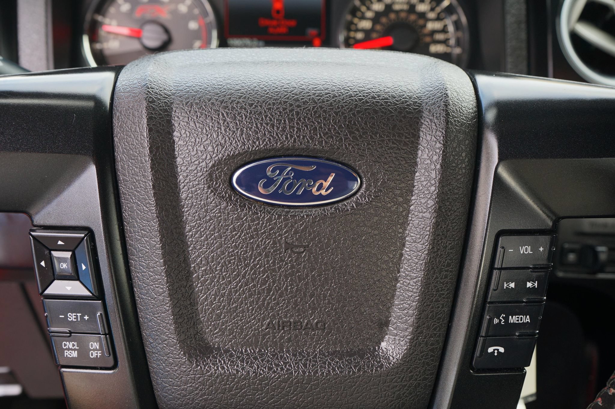 Used 2014 Ford F150 FX4 w/ FX Appearance Package AWD/4WD image 21