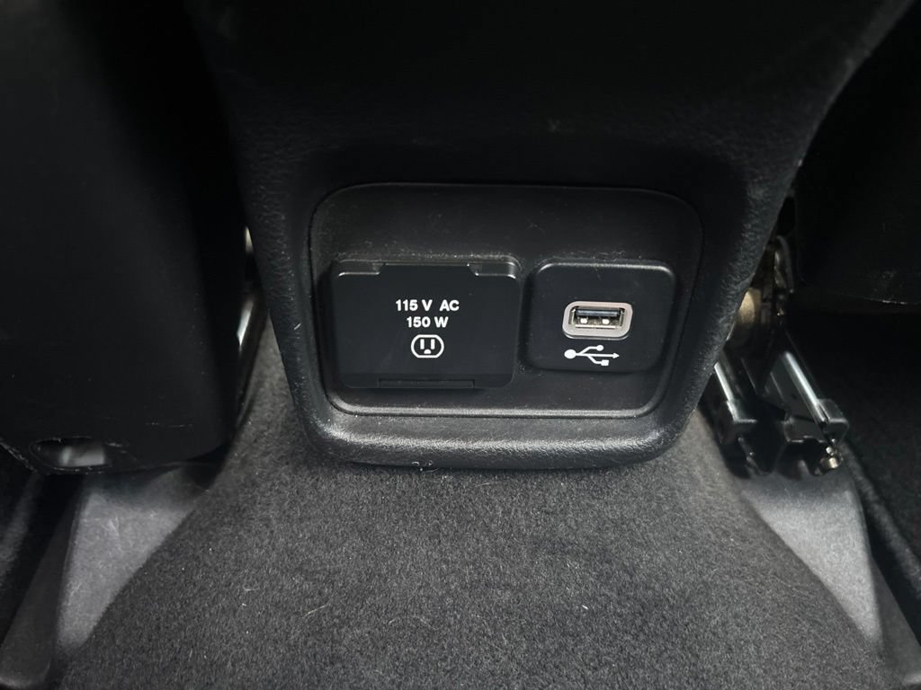 Used 2018 Jeep Compass Limited FWD image 35
