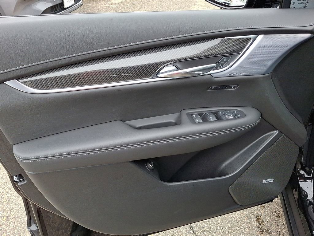 Used 2025 Cadillac XT6 Sport w/ LPO, Red Accent Package image 14