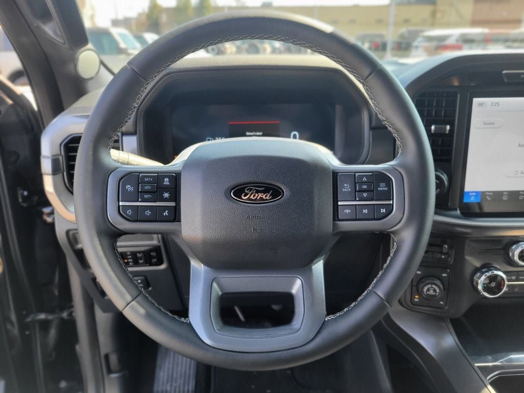 Used 2025 Ford F150 Lariat w/ Bed Utility Package AWD/4WD image 27