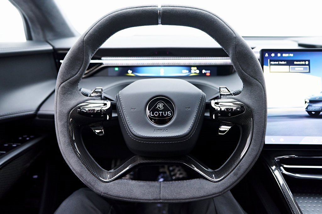 Used 2025 Lotus Eletre image 78