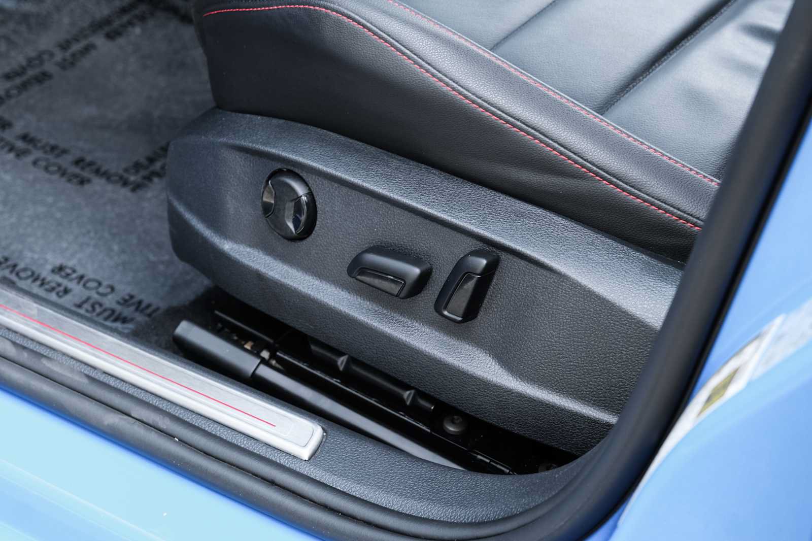 Used 2021 Volkswagen GTI Autobahn FWD image 40
