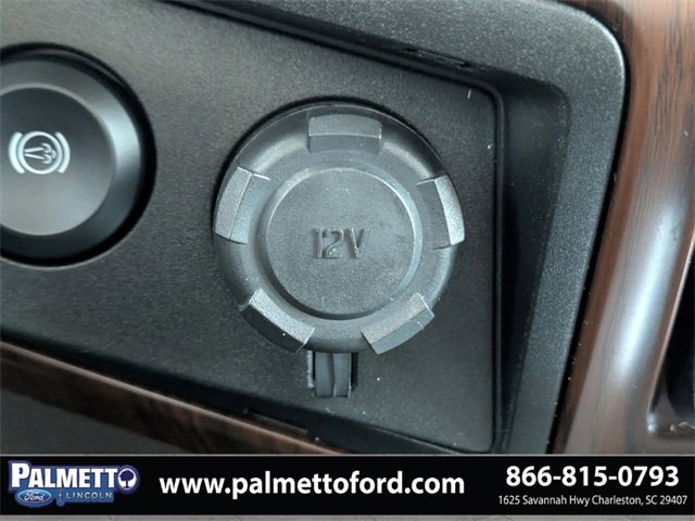 Used 2015 Ford F250 Lariat w/ Lariat Ultimate Package image 24