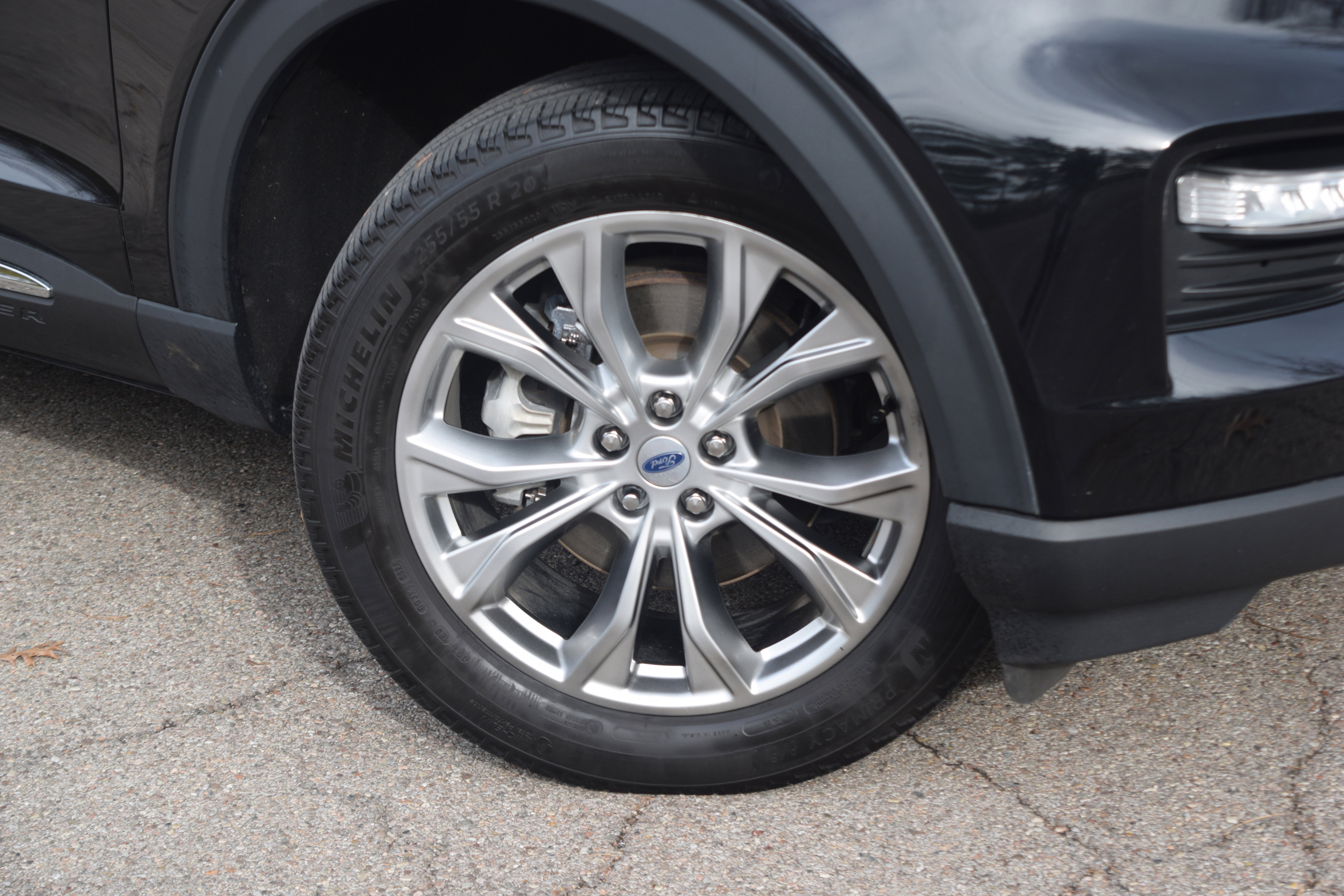 Used 2023 Ford Explorer XLT w/ Equipment Group 202A image 32