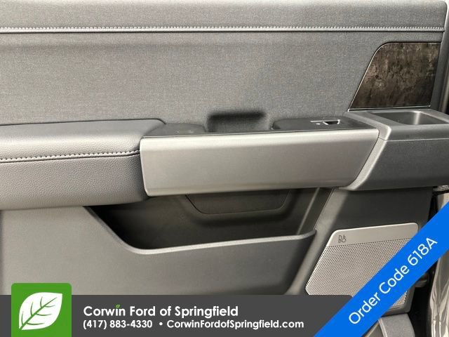 New 2026 Ford F350 Lariat w/ Black Appearance Package image 21