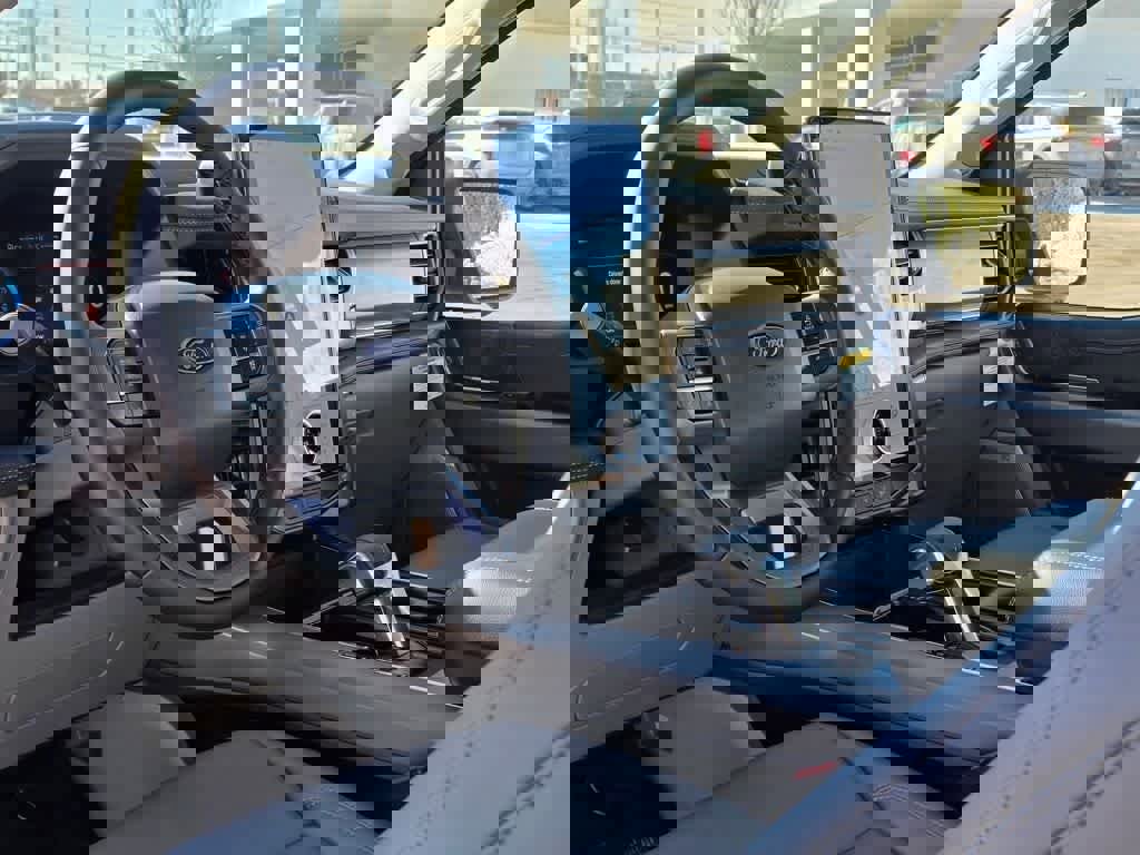 New 2025 Ford F150 Lightning Flash image 17