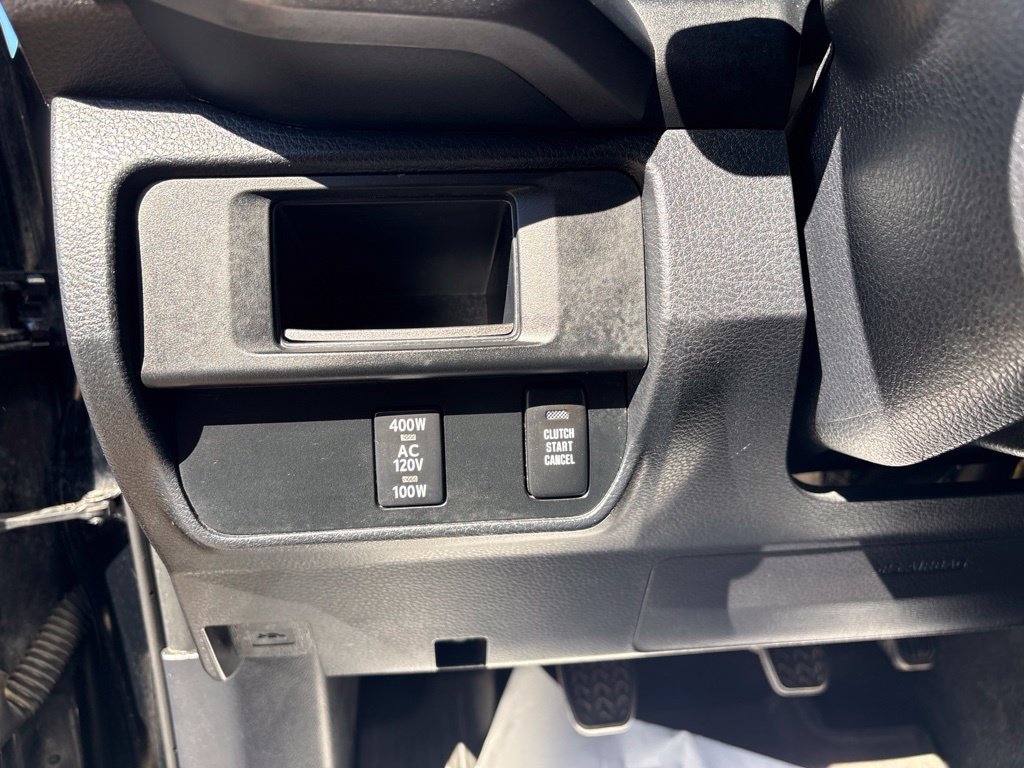 Used 2017 Toyota Tacoma TRD Sport w/ Tow Package AWD/4WD image 21