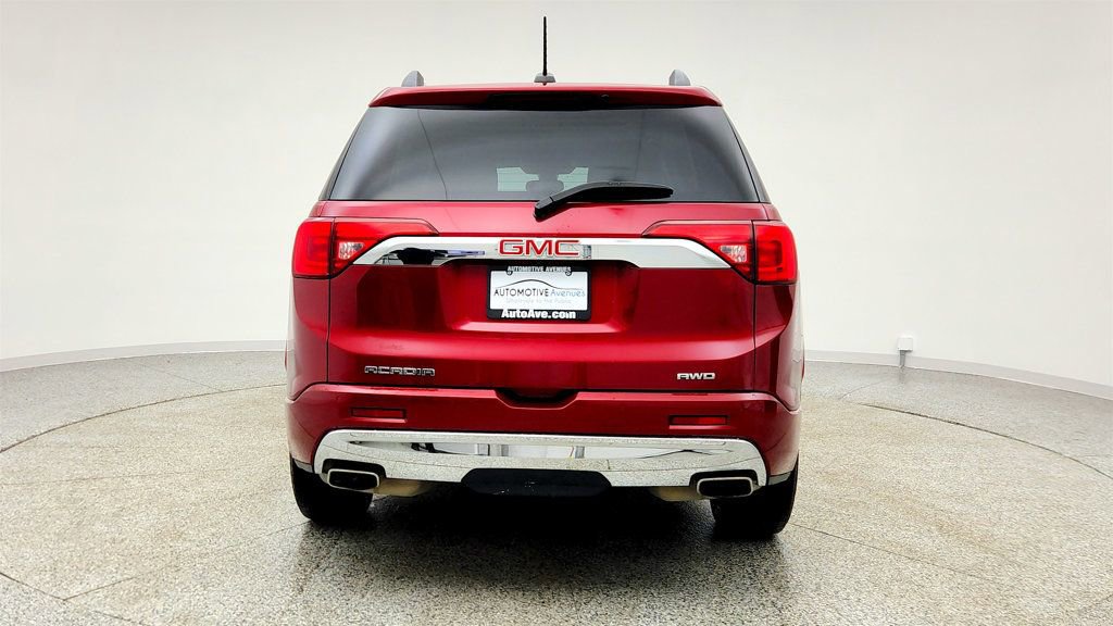 Used 2019 GMC Acadia Denali image 6