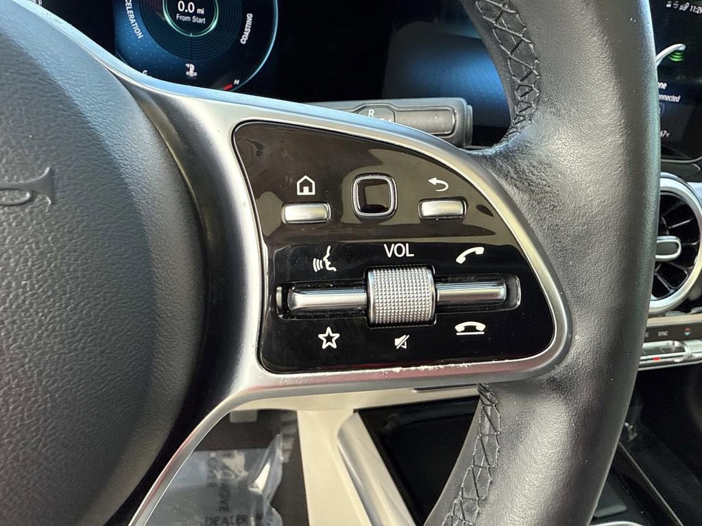 Used 2021 Mercedes-Benz GLA 250 4MATIC image 37