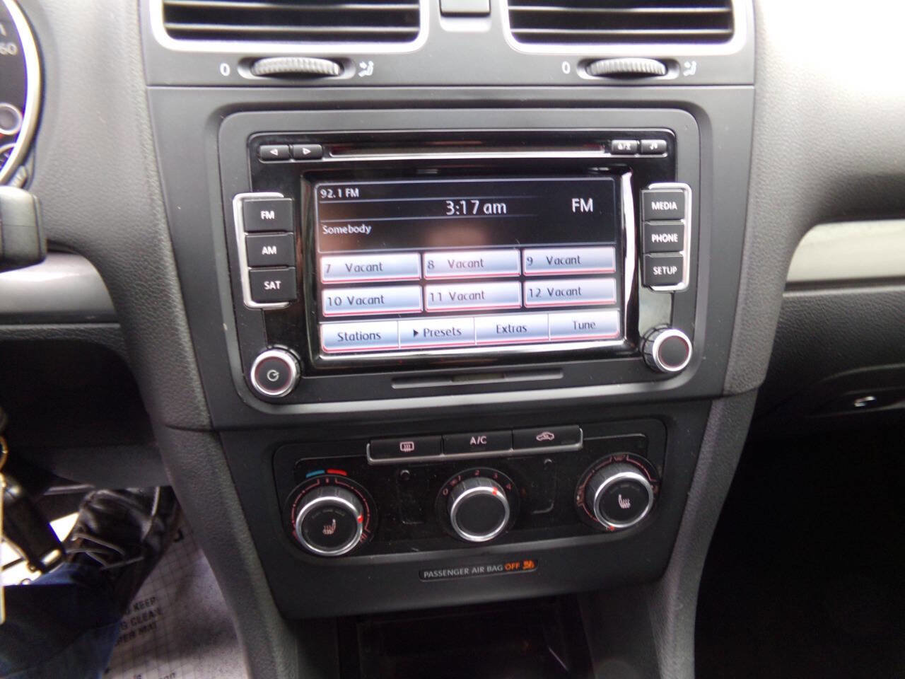 Used 2013 Volkswagen Golf TDI image 39