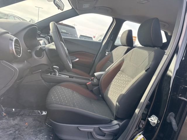 Used 2024 Nissan Kicks SR image 6