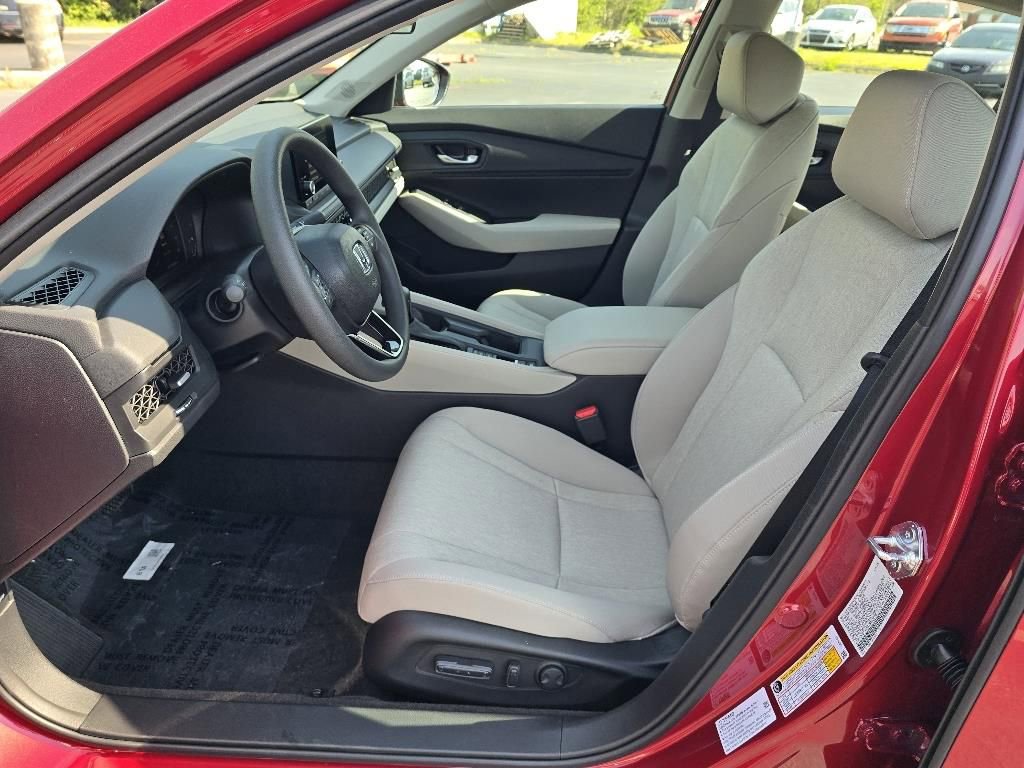 New 2025 Honda Accord SE image 12