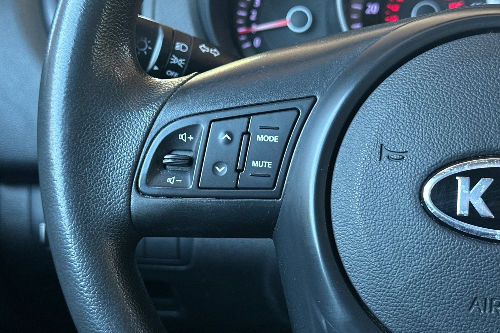 Used 2012 Kia Forte EX FWD image 27