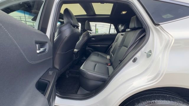 Used 2023 Toyota Venza Nightshade AWD/4WD image 18