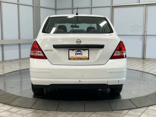 Used 2011 Nissan Versa Sedan image 6